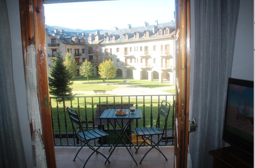 Check-In Casas Luana Daire Benasque Dış mekan fotoğraf